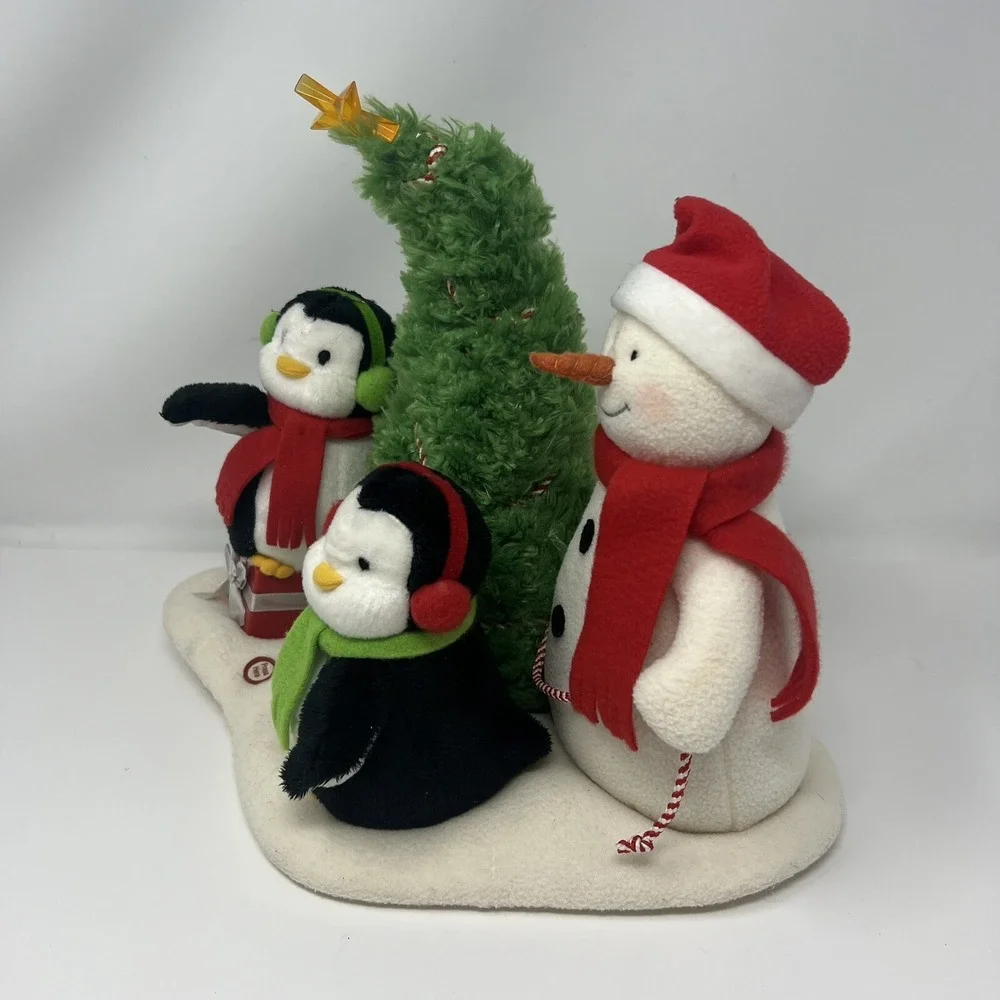 Hallmark Christmas Jingle Pals Very Merry Trio Penguins Snowman‎ Christmas Tree